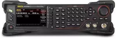 DSG3136B-IQ — генератор РЧ сигналов