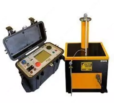 СКАТ-70Ц-К — аппарат испытания диэлектриков цифровой (измерительный блок в кейсе, высоковольтный блок 70 кВ в кейсе)