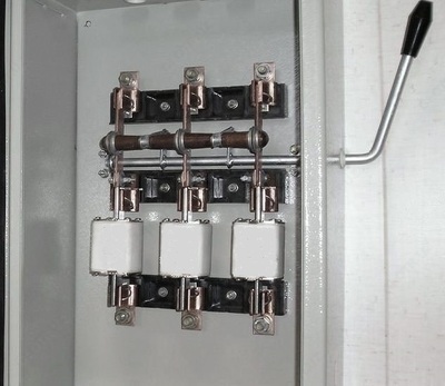 Ящик силовой с рубильником ЯРВ-6124 (РПБ) 400А с ПН-2