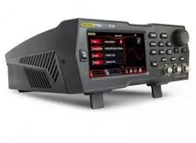 DG972 — универсальный генератор сигналов