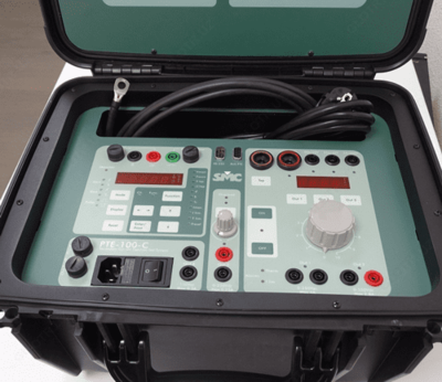 PTE-100-C — универсальный однофазный тестер релейных защит