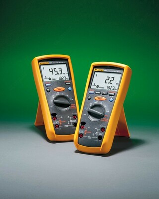 Fluke 1577 — мультиметр-мегаомметр