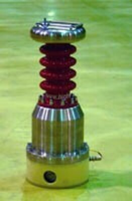 КГИ-42-1-50 — высоковольтный измерительный конденсатор на 42 кВ